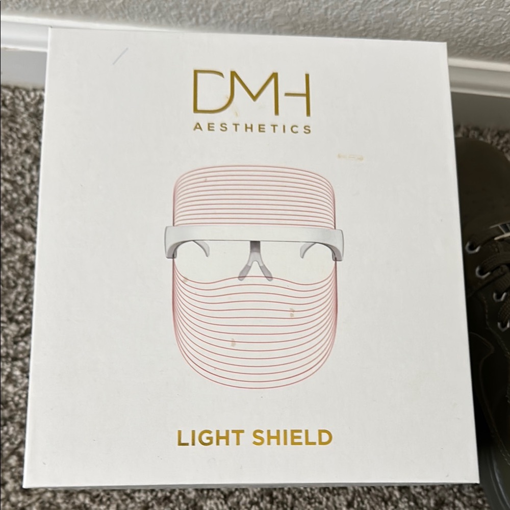 DMH Aesthetics Light Shield